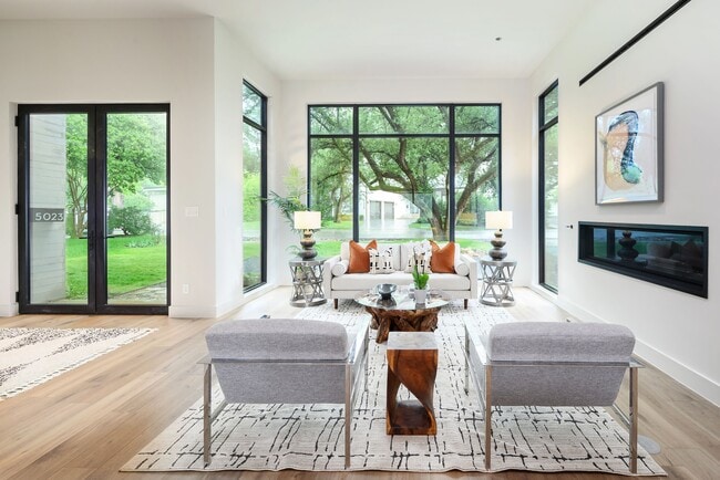 Photo - 5023 Lilac Ln