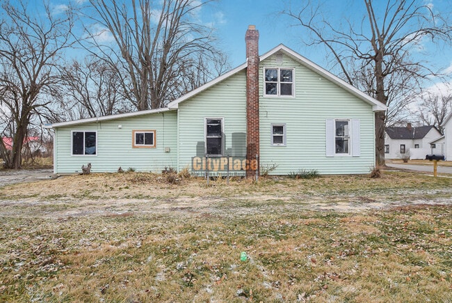 Photo - 2627 Chase St