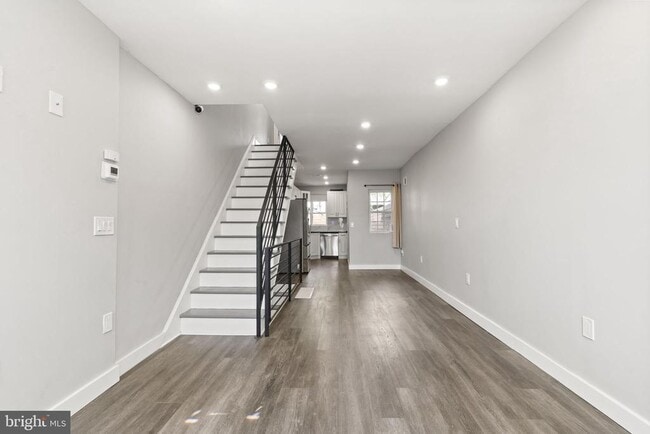 Building Photo - 2504 N Water St Rental