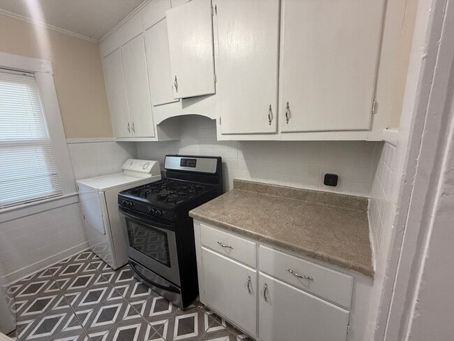 Photo - 32 Manchester St Unit 1