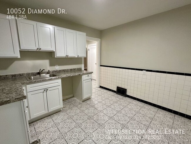 Photo - 10052 Diamond Dr