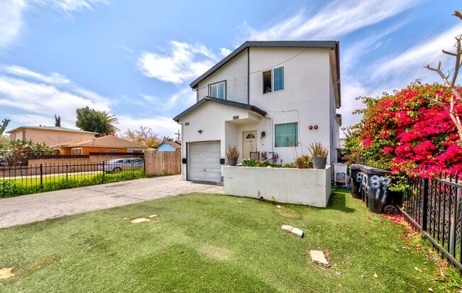 Photo - 8711 McKinley Pl