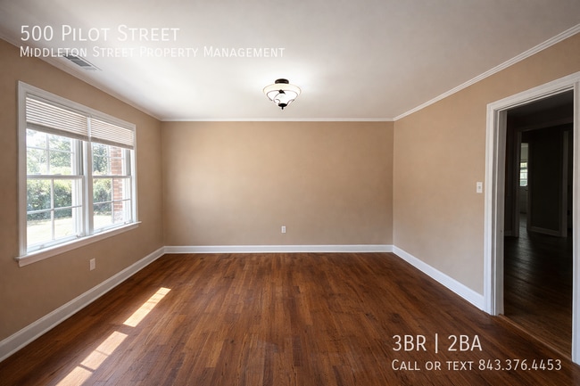 Photo - 500 Pilot St