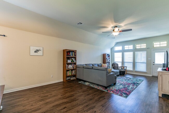 Photo - 4 BEDROOM, 3 BATH, BELTON ISD