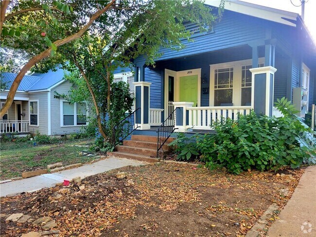 Building Photo - 2832 Pearl St Rental