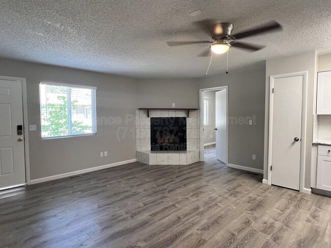 Photo - 2462 E Willamette Ave