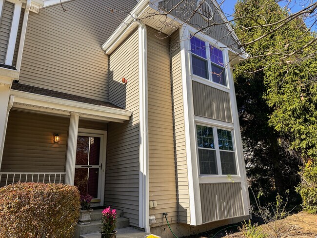 Photo - 29 Stone Creek Ln