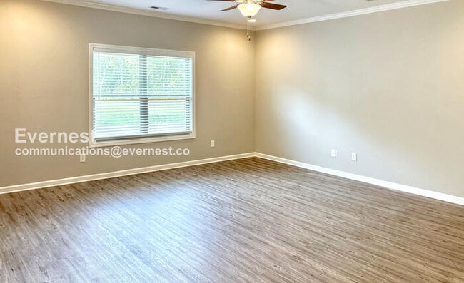 Photo - 115 Kretzer Ct