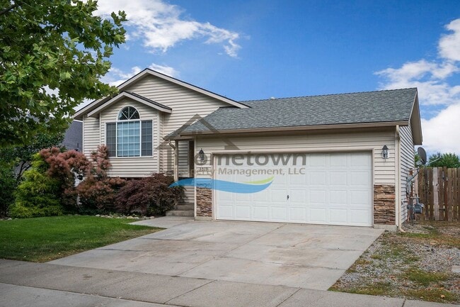 Photo - Updated 4 Bedroom Home in Fieldstone!