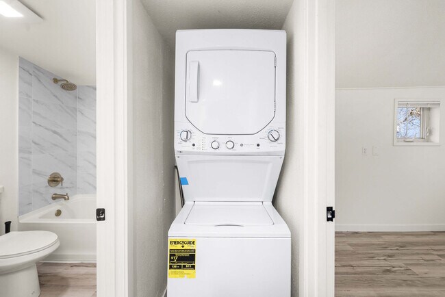 Photo - 815 SW Cloverdale St Unidad ID1391351P