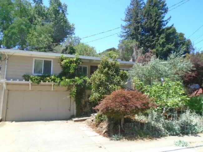 Building Photo - Nor Cal Realty, Inc. 3 BD 2 BTH House