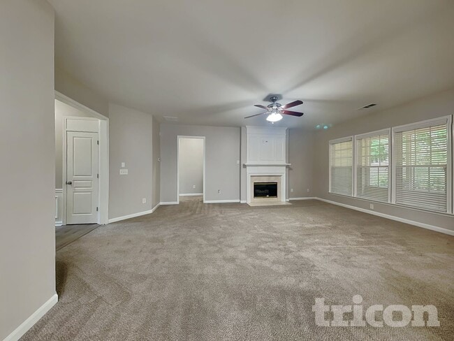 Photo - 6740 Waveland Dr