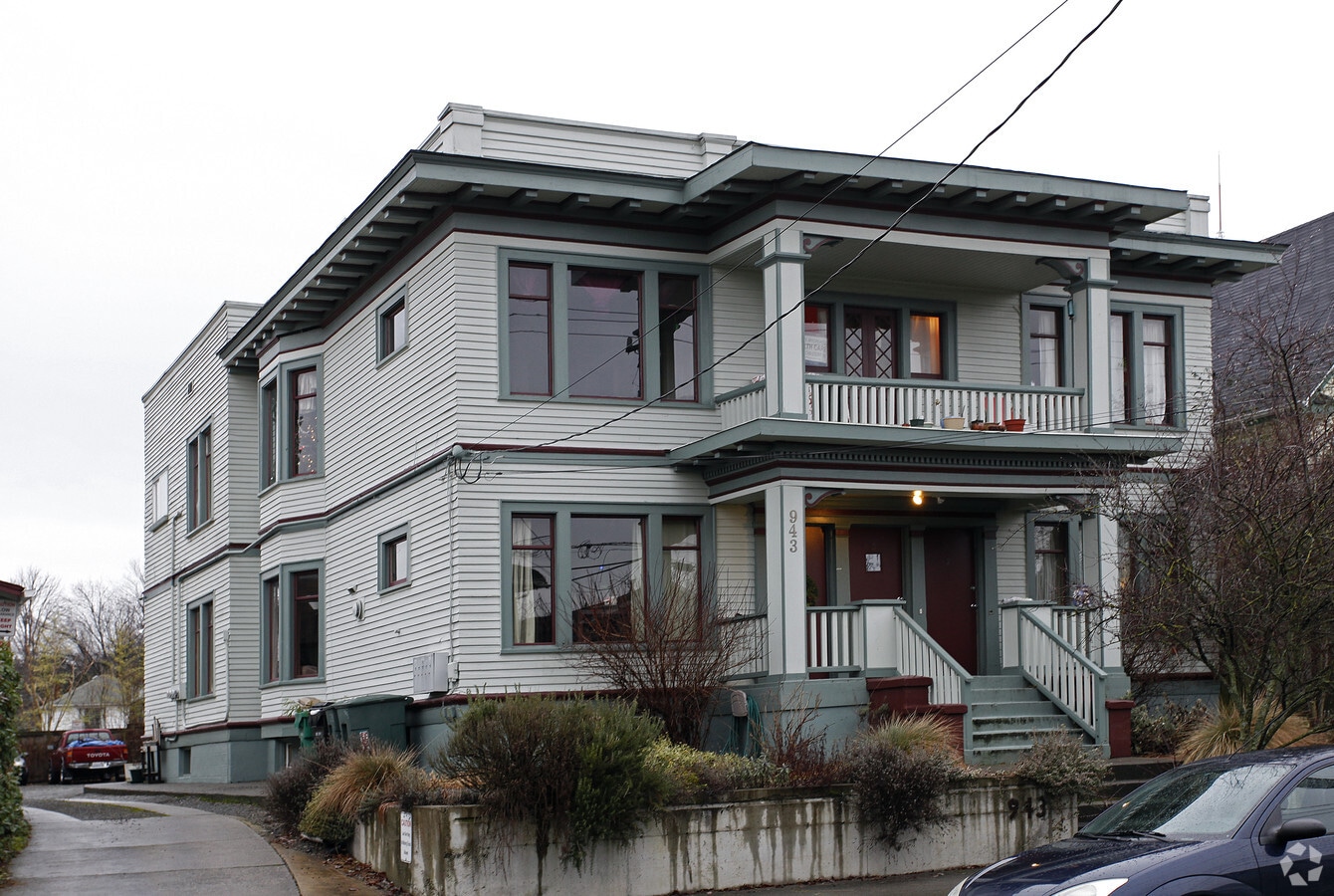 Photo - 943 24th Ave
