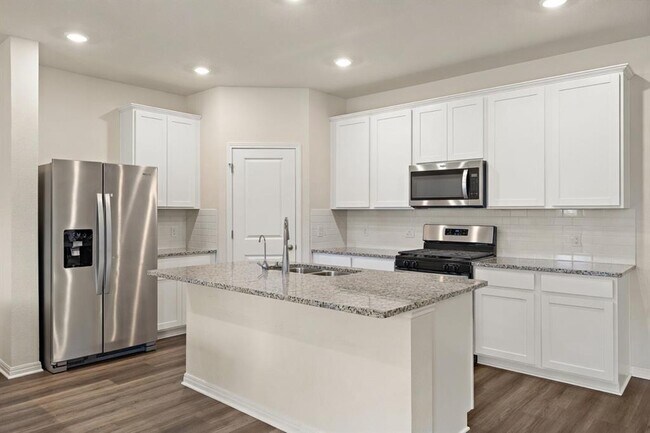 Photo - 129 Greenway Ln