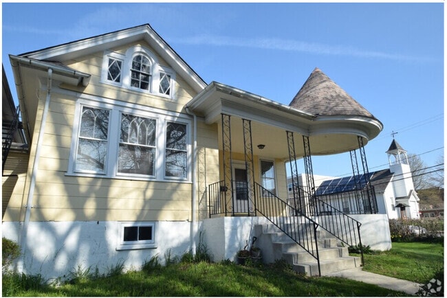 Building Photo - 815 Rosedale Ave Rental