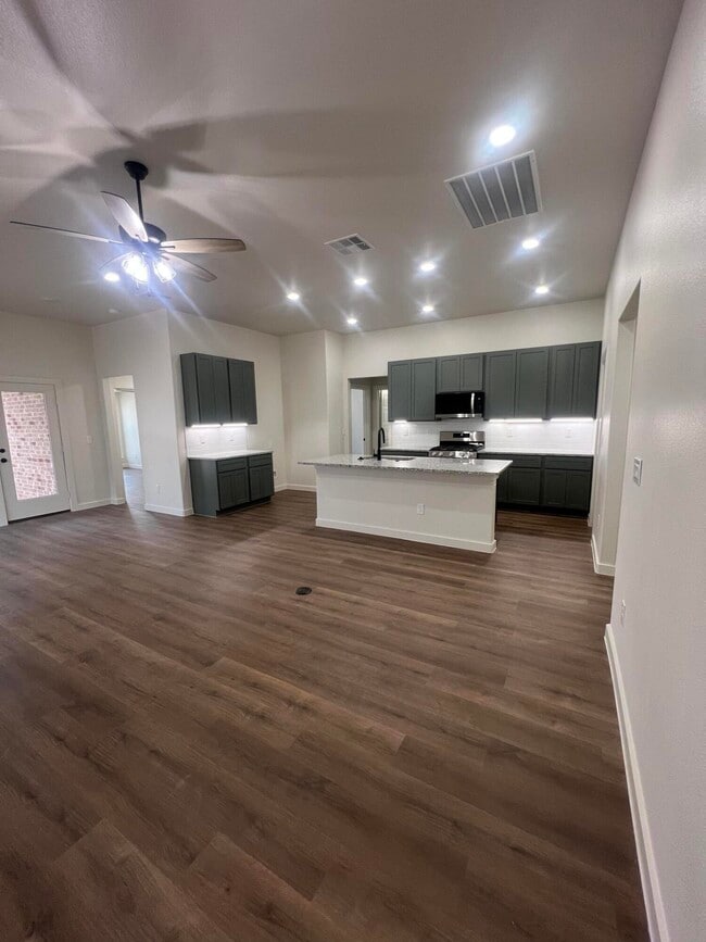 Photo - 13831 Gary Ave