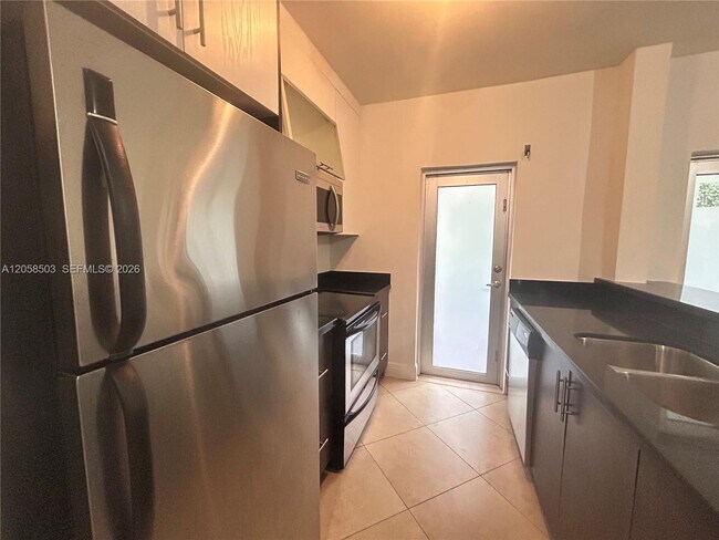 Photo - 1034 Lenox Ave. Unit 8