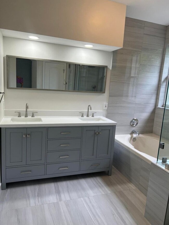 Photo - 5076 SW 38th Way