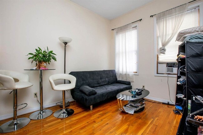 Photo - 618 Washington St Unidad 3