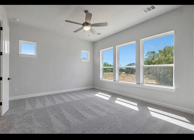 Photo - 2208 Parkview Dr