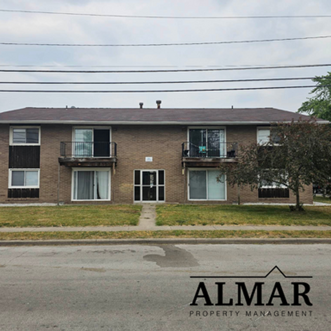 Photo - 801 5th St Apartment Unit 6
