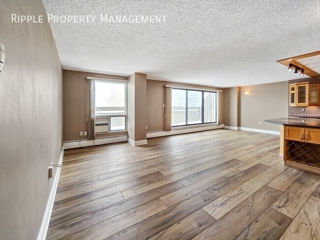 Photo - SPACIOUS 1 BED + DEN, 1 BATH CONDO | STUNNING CITY VIEWS | AC AVAILABLE Unit 804