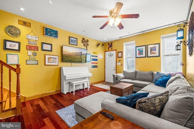 Photo - 1520 Dorrance St