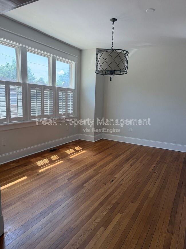 Photo - 3400 Carolina Ave