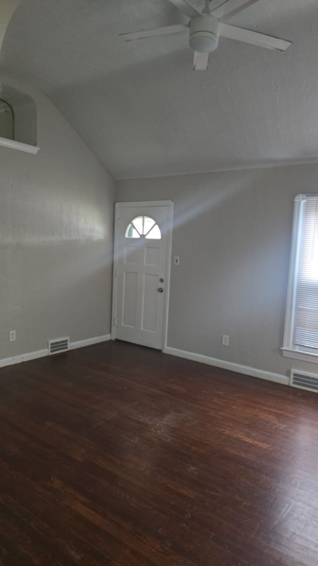 Photo - 6614 Orchard Ave