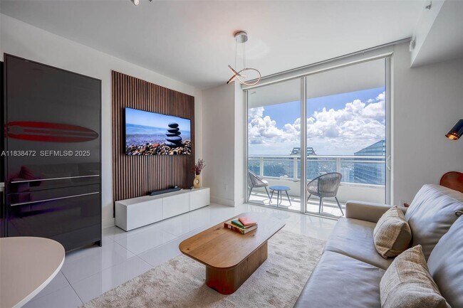 Building Photo - 1080 Brickell Ave Unit 3805