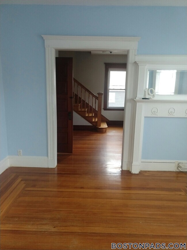 Photo - 19 Mapleton St Unit 1