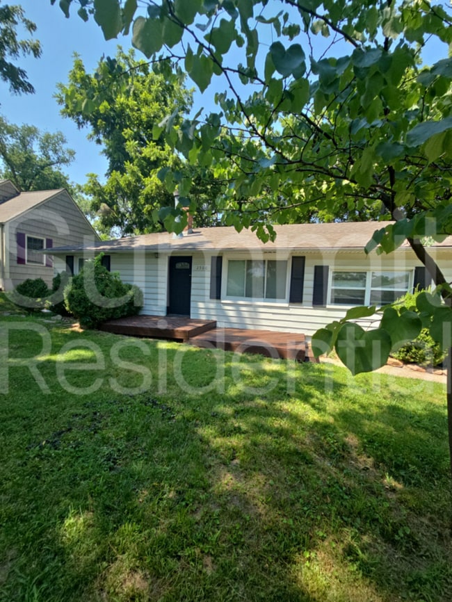 Photo - 2500 NE 46th St