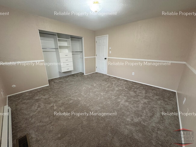 Photo - 5137 Free Ave