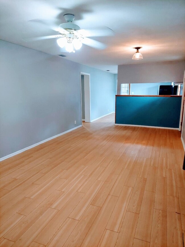 Photo - 5041 Tillie Ln