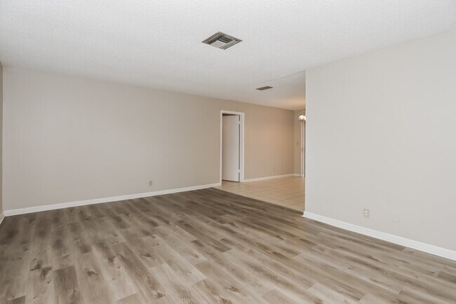 Photo - 11799 NW 26th St