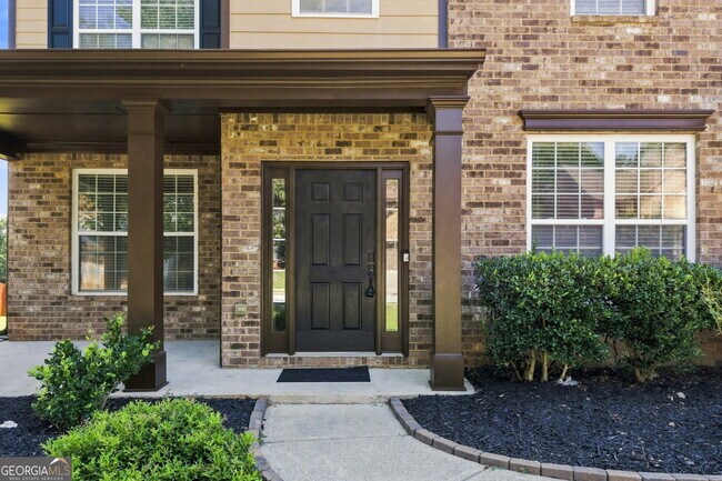 853 Van Briggle Path NE