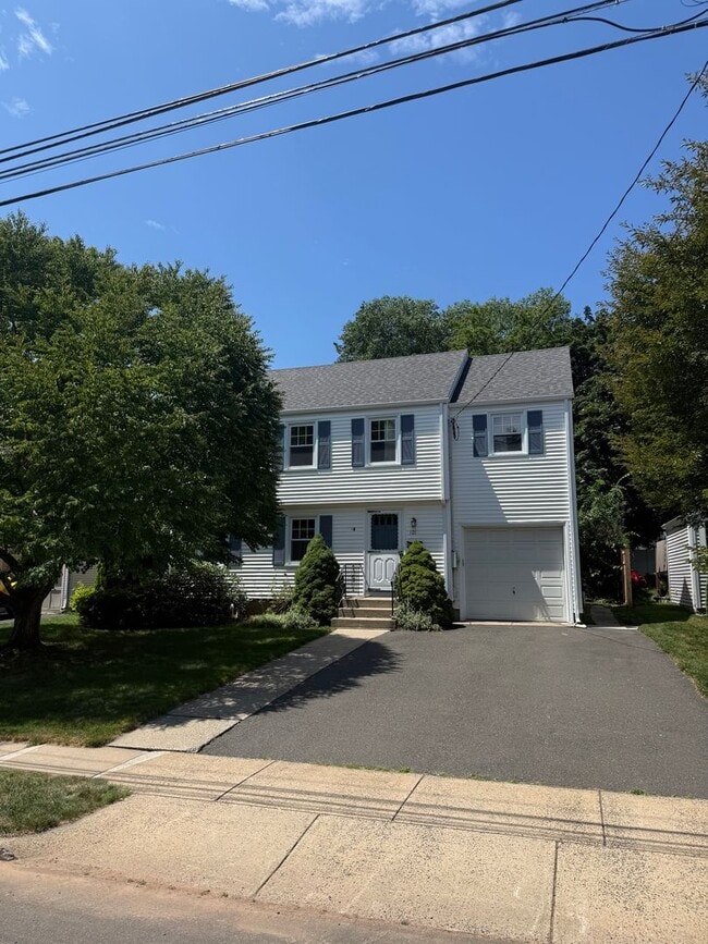 Building Photo - The Brunswick WeHa Center Colonial