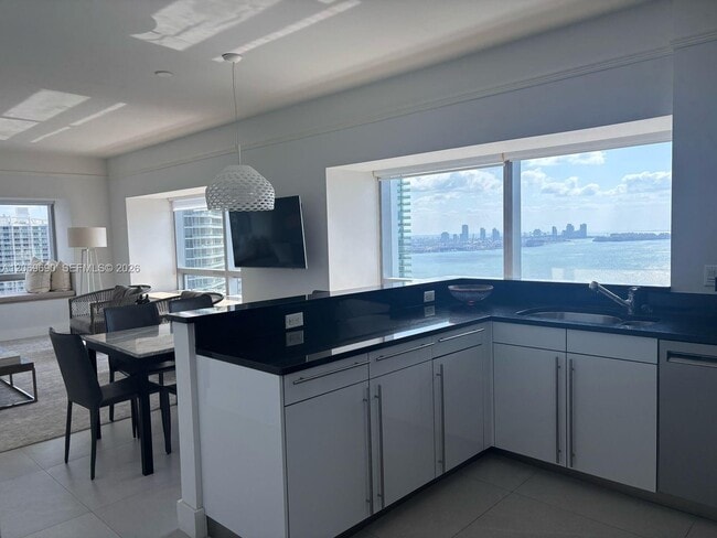 Photo - 1435 Brickell Ave Unidad 3507