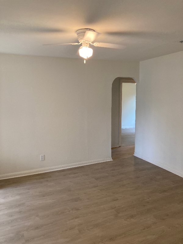 Photo - 10221 Silvercrest St