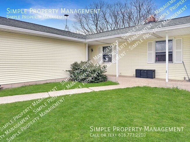 Building Photo - 2666 Randall Ave NW