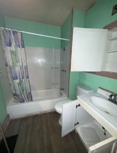 Photo - 1344 Sedgwick St