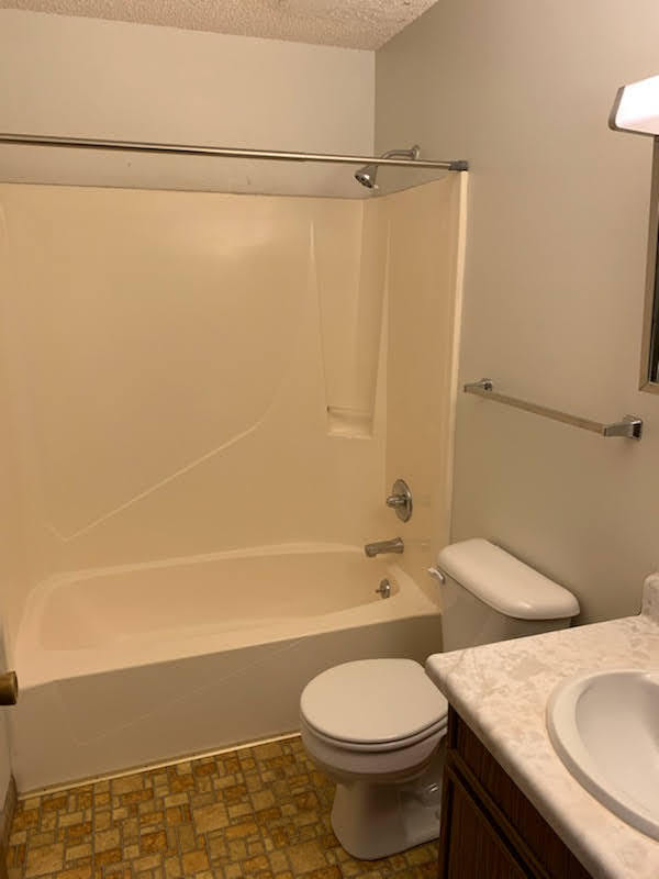 bathroom - 382 Westgate St Apartment Unit 5