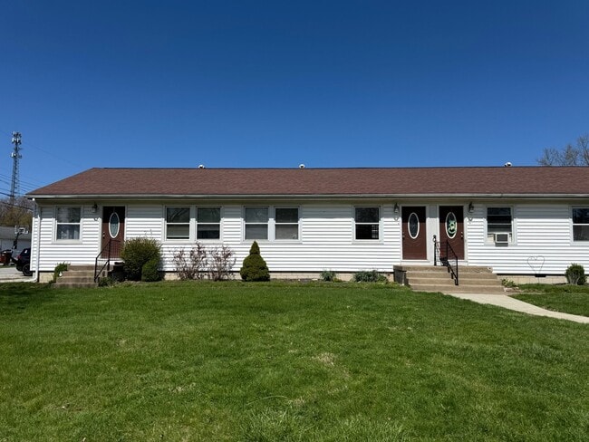 Building Photo - 115 Adams St