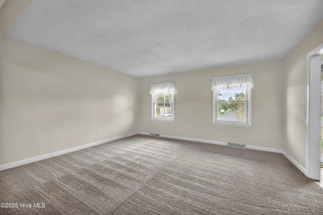 Photo - 313 Monterey Dr