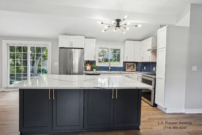 Photo - 8602 Urbandale Ave