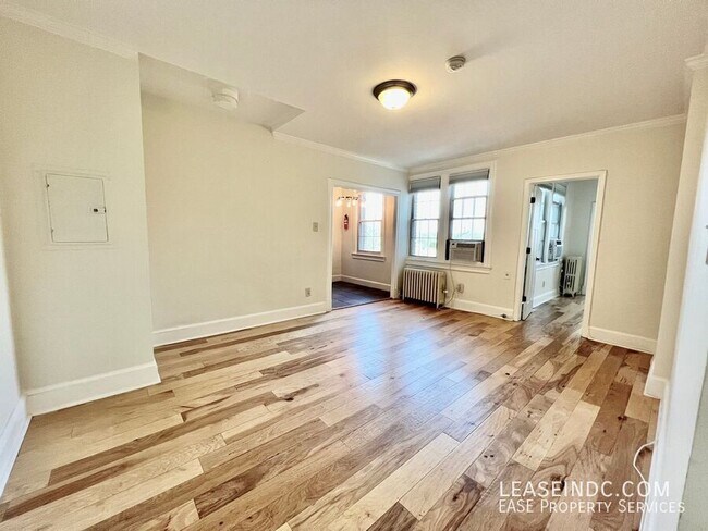 Photo - 3010 Wisconsin Ave NW Unit #405