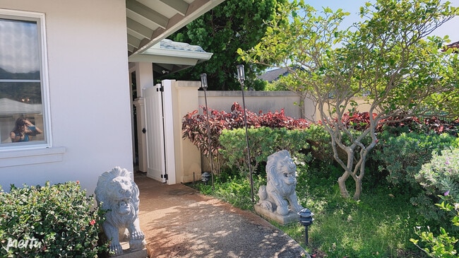 Photo - 327 Ainahou St