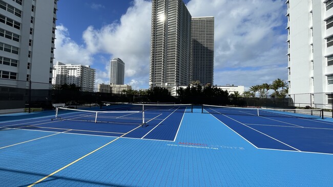 Photo - 1904 S Ocean Dr Unidad # 1107S