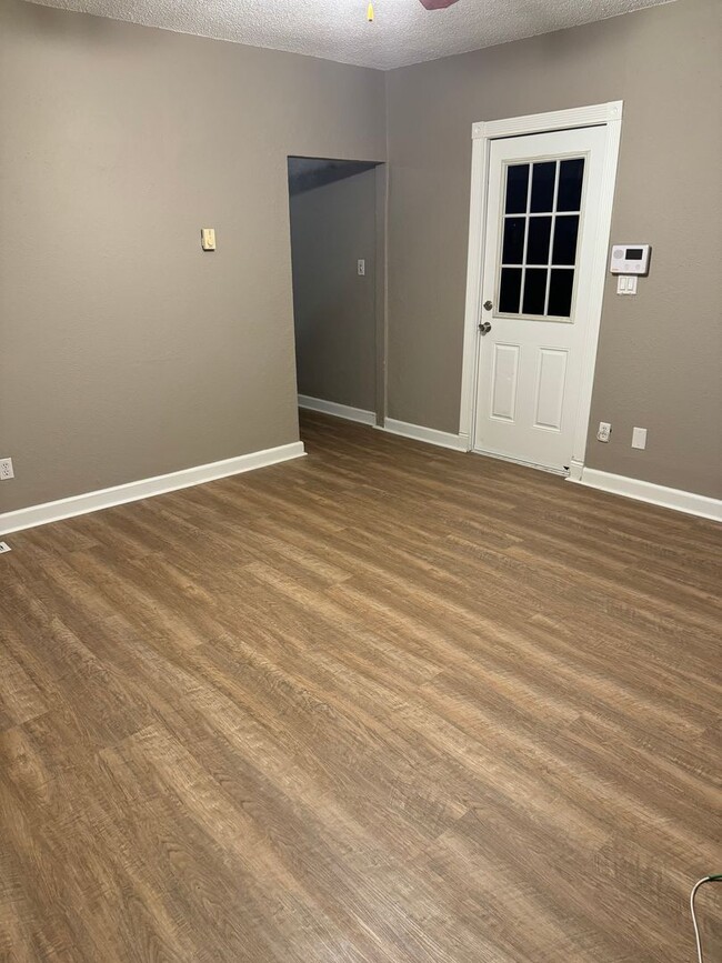 Photo - 3 Bedroom/1 bath house