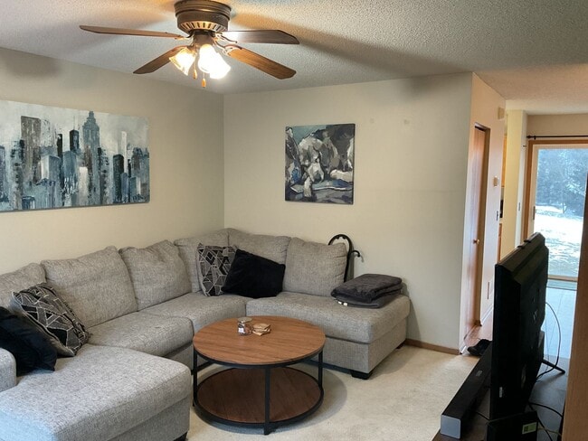 Photo - 2 Bed Apple Valley Townhome available 4/1/26!